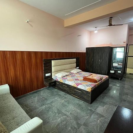 Shri Ji Baba Ki Haveli 호텔 Govardhan 외부 사진